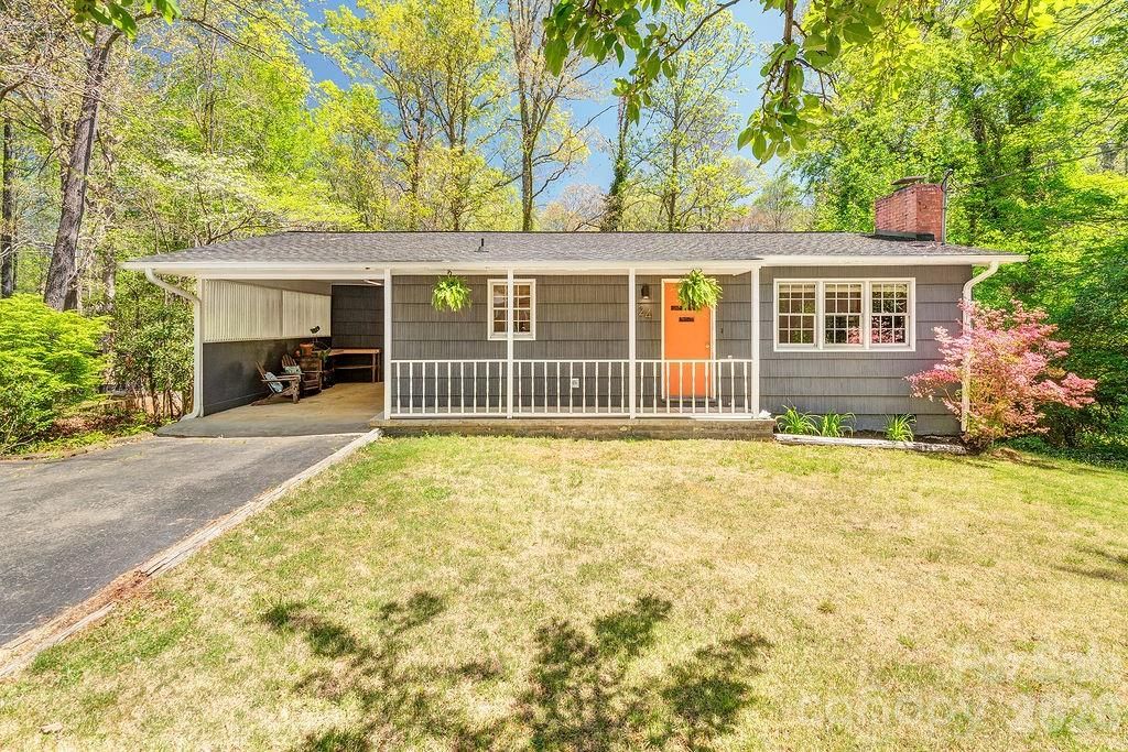 24 Forest Lane, Black Mountain, NC 28711
