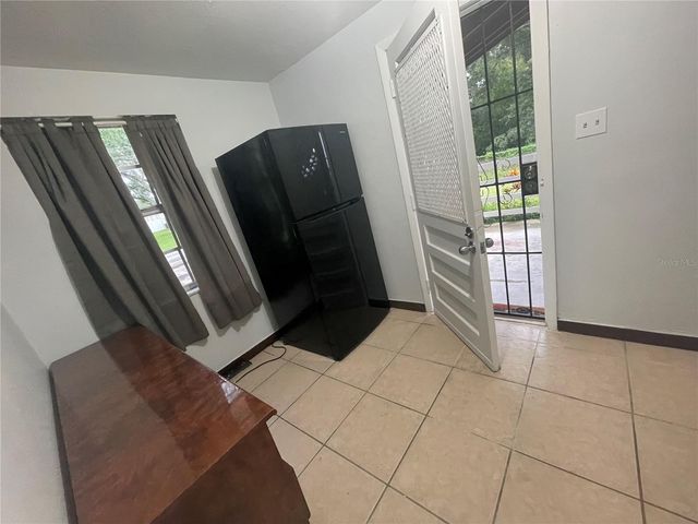 8415 N GOMEZ AVENUE, Tampa, FL 33614