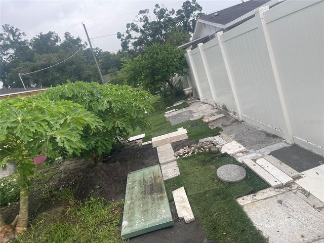 8415 N GOMEZ AVENUE, Tampa, FL 33614