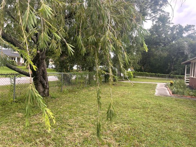 8415 N GOMEZ AVENUE, Tampa, FL 33614