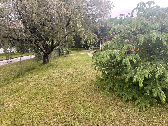 8415 N GOMEZ AVENUE, Tampa, FL 33614