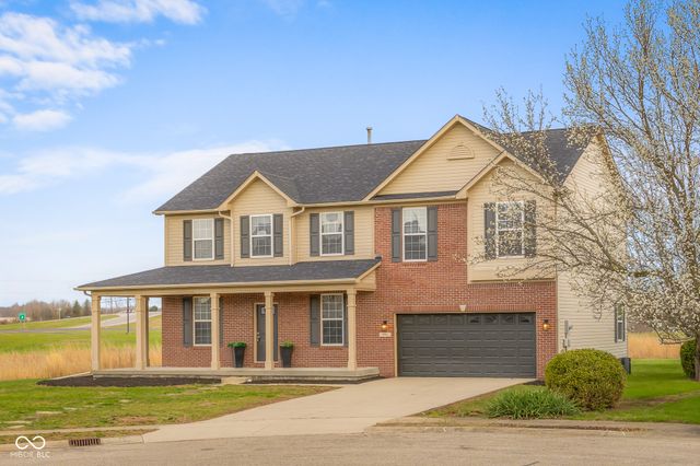 1911 St James Place, Columbus, IN 47201
