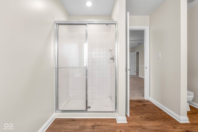 1911 St James Place, Columbus, IN 47201