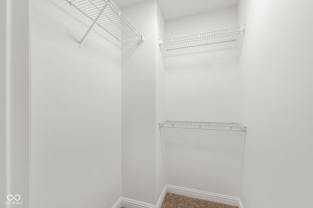 1911 St James Place, Columbus, IN 47201
