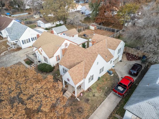 822 S Holyoke St, Wichita, KS 67218