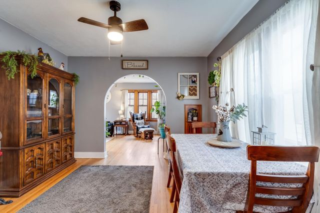 822 S Holyoke St, Wichita, KS 67218