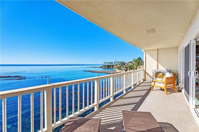 631 Cliff Dr. A-15, Laguna Beach, CA 92651