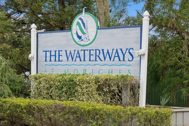 248 River Drive 248, Moriches, NY 11955
