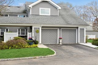 248 River Drive 248, Moriches, NY 11955