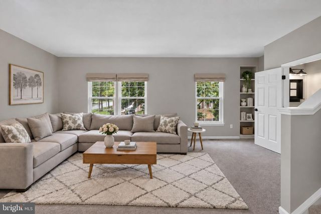 43028 GOLF VIEW DR, Chantilly, VA 20152