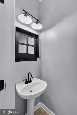 43028 GOLF VIEW DR, Chantilly, VA 20152