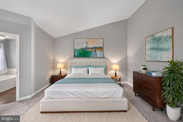 43028 GOLF VIEW DR, Chantilly, VA 20152