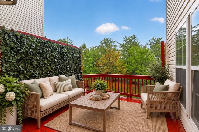 43028 GOLF VIEW DR, Chantilly, VA 20152
