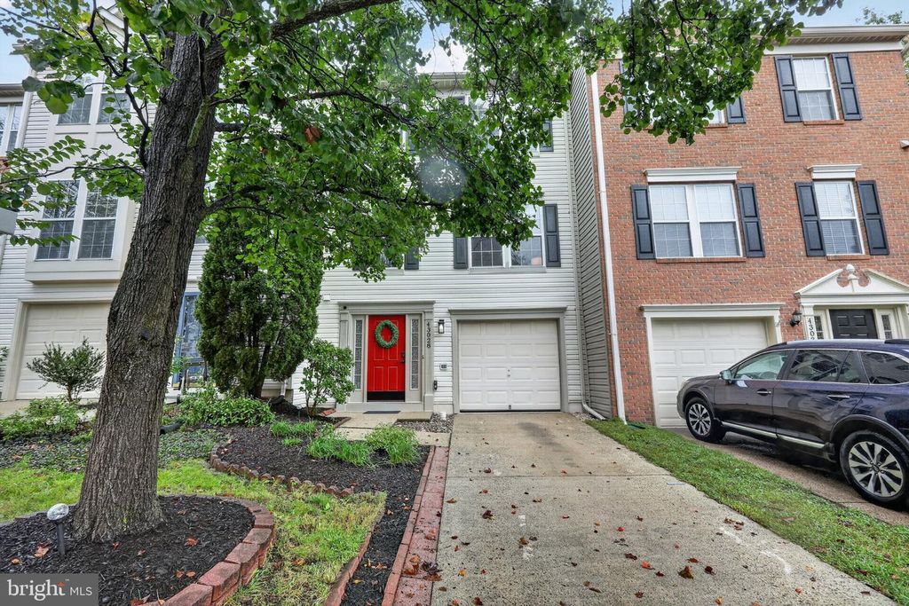 43028 GOLF VIEW DR, Chantilly, VA 20152