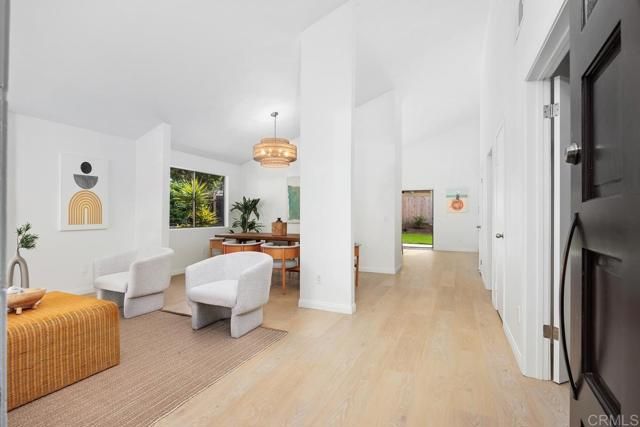 1549 Avenida de las Adelsas, Encinitas, CA 92024