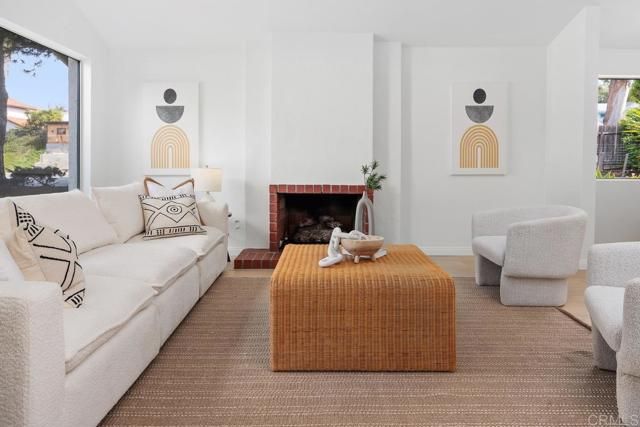 1549 Avenida de las Adelsas, Encinitas, CA 92024