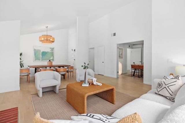 1549 Avenida de las Adelsas, Encinitas, CA 92024