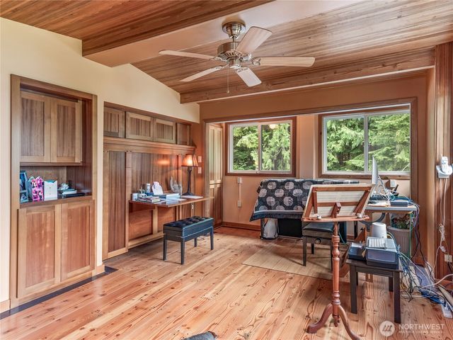 335 Tog Road, Brinnon, WA 98320