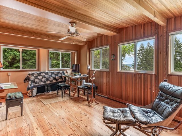 335 Tog Road, Brinnon, WA 98320