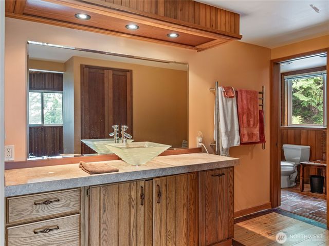 335 Tog Road, Brinnon, WA 98320