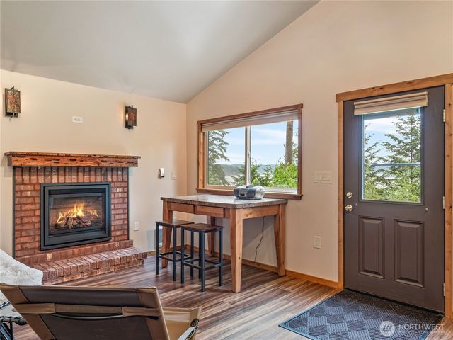 335 Tog Road, Brinnon, WA 98320