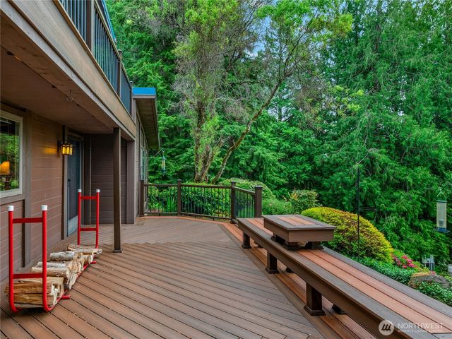 335 Tog Road, Brinnon, WA 98320
