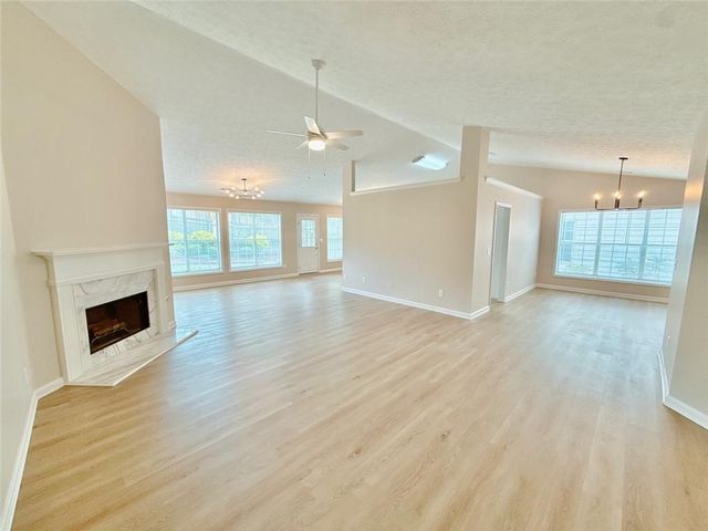 4574 Brook Farms Drive, Duluth, GA 30096