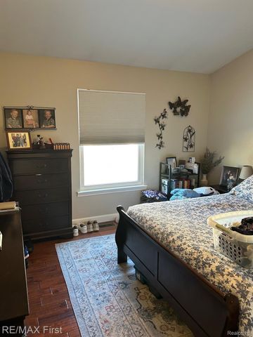 34267 Birchway Circle, Sterling Heights, MI 48312