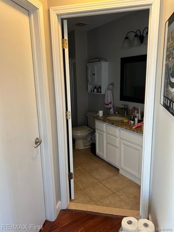 34267 Birchway Circle, Sterling Heights, MI 48312