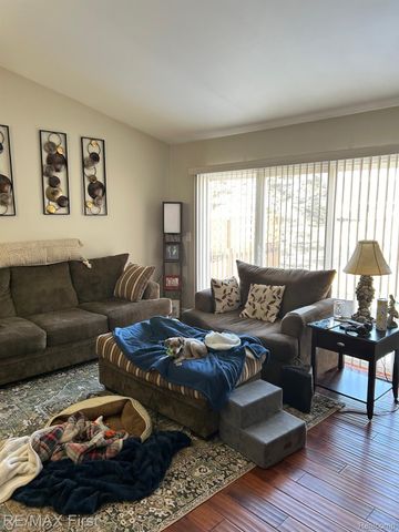 34267 Birchway Circle, Sterling Heights, MI 48312