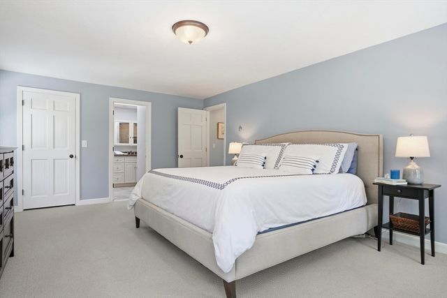 11 Simmons Dr, Duxbury, MA 02332