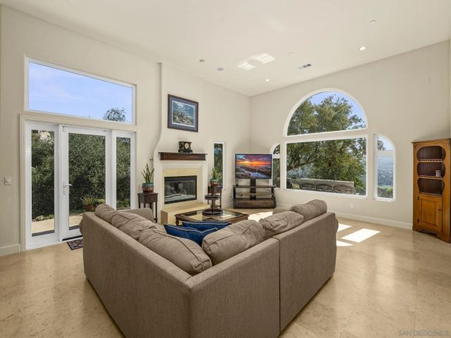 17922 Sierra Cielo Ln, Jamul, CA 91935