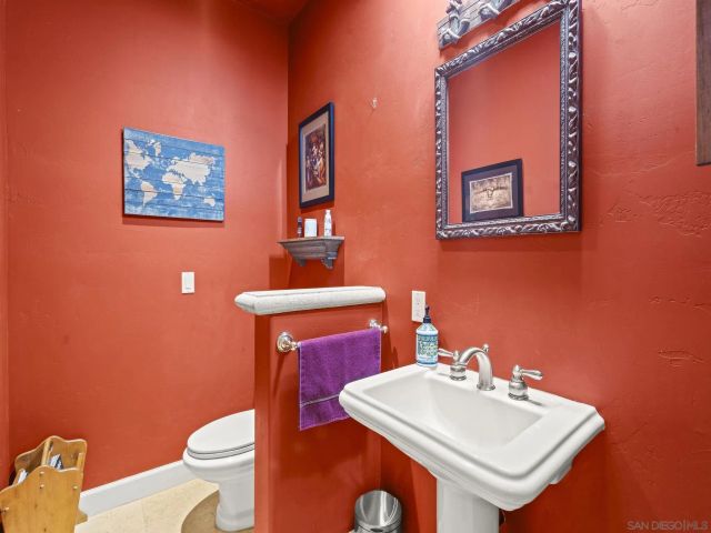 17922 Sierra Cielo Ln, Jamul, CA 91935