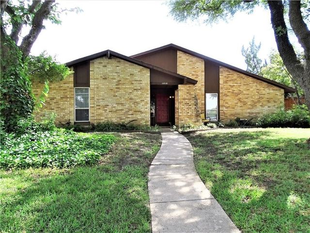 1818 Linda Lane, Richardson, TX 75081