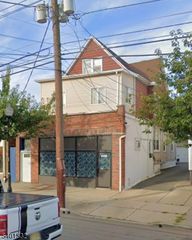 252 Lakeview Ave, Clifton City, NJ 07011