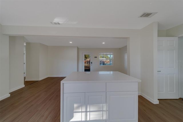 4418 W PRESCOTT STREET, Tampa, FL 33616