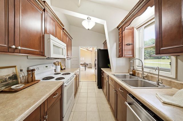 4055 Highway 357, Inman, SC 29349