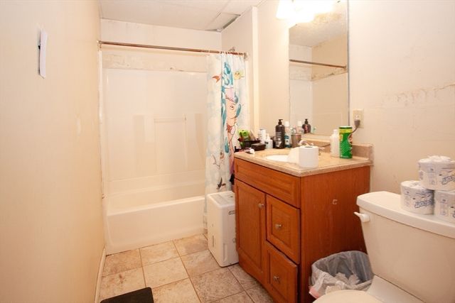 8 Fern, Worcester, MA 01610