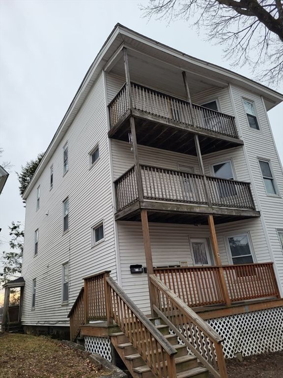 8 Fern, Worcester, MA 01610