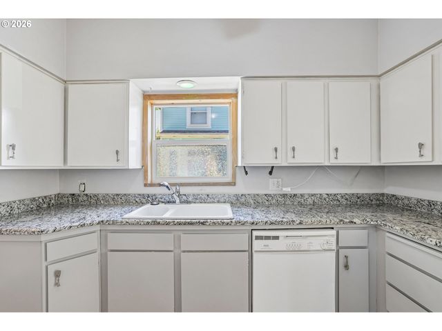5325 N MONTANA Ave, Portland, OR 97217