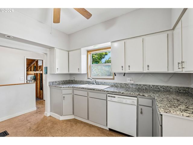 5325 N MONTANA Ave, Portland, OR 97217