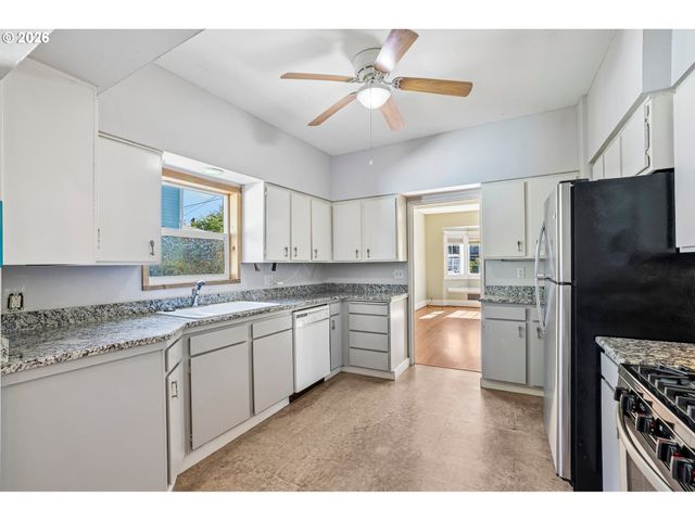 5325 N MONTANA Ave, Portland, OR 97217