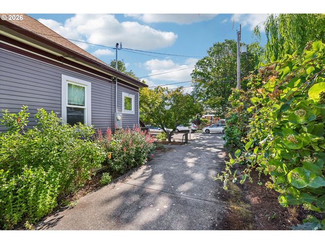 5325 N MONTANA Ave, Portland, OR 97217