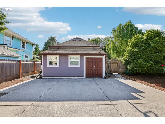 5325 N MONTANA Ave, Portland, OR 97217