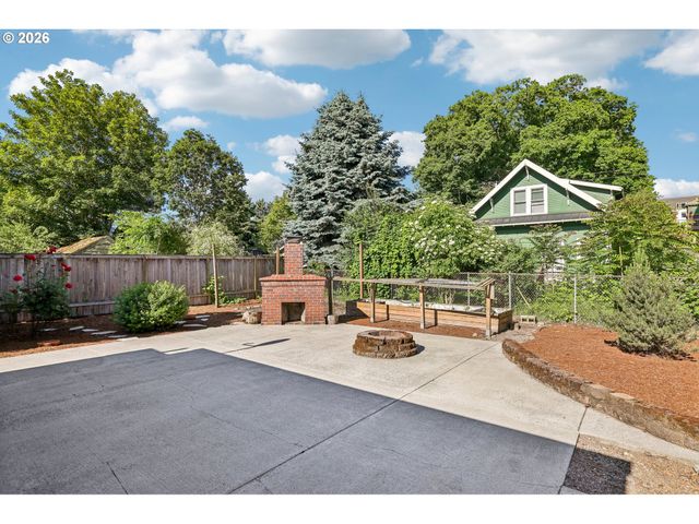 5325 N MONTANA Ave, Portland, OR 97217