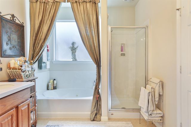 218 River Briar Lane, Richmond, TX 77406