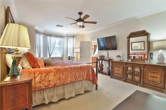 218 River Briar Lane, Richmond, TX 77406