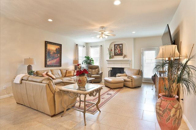 218 River Briar Lane, Richmond, TX 77406