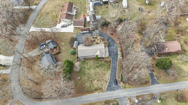 188 Trotters Cir, Estill Springs, TN 37330