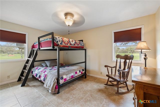 778 County Road 123, Edna, TX 77957